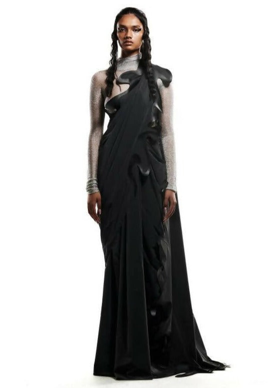 Reflective Sari With Liquid Design