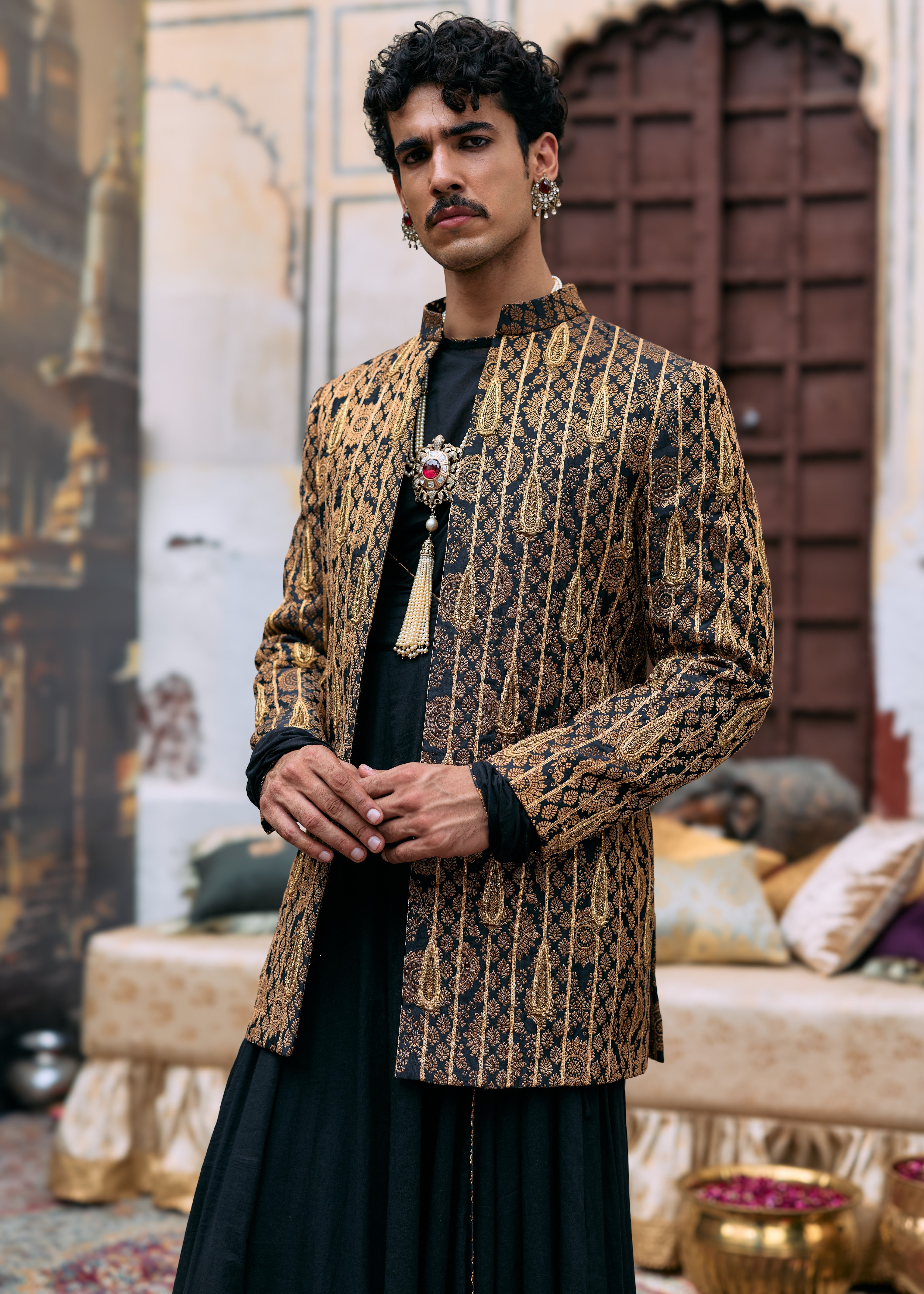 Hiranmaya Sherwani Set
