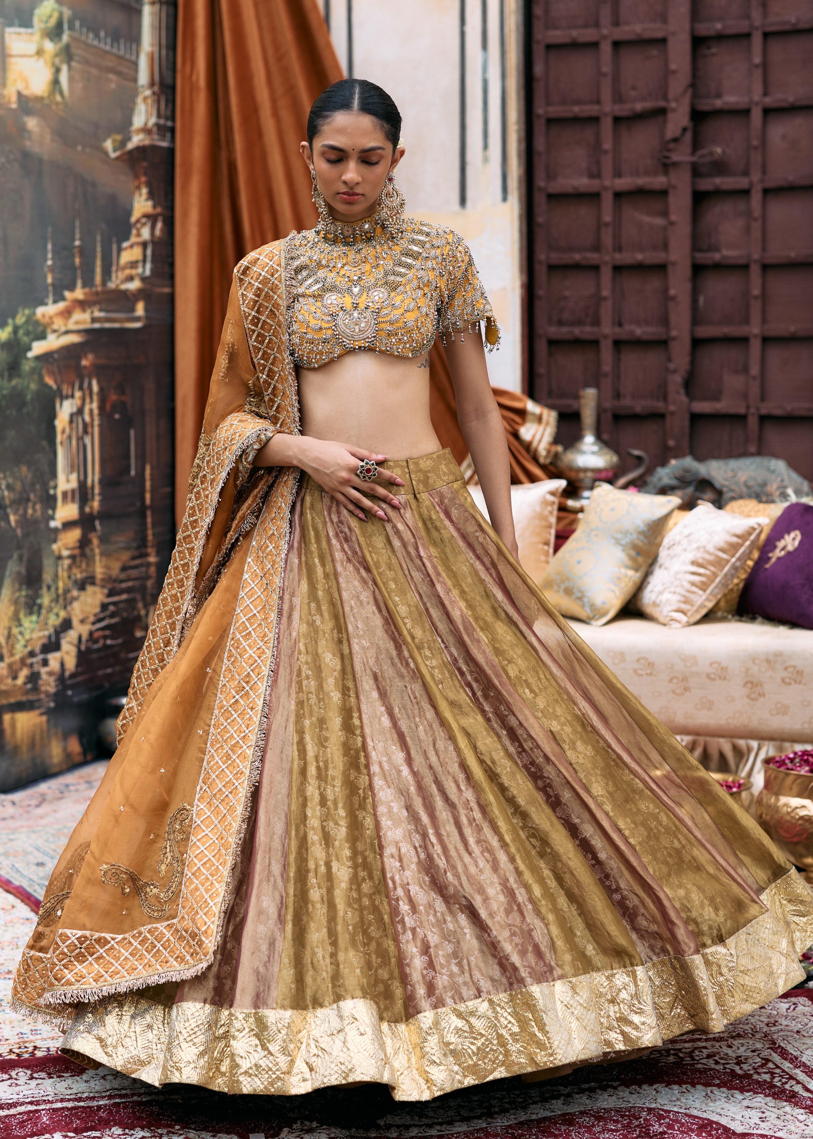 Pravarnika Lehenga Set-C