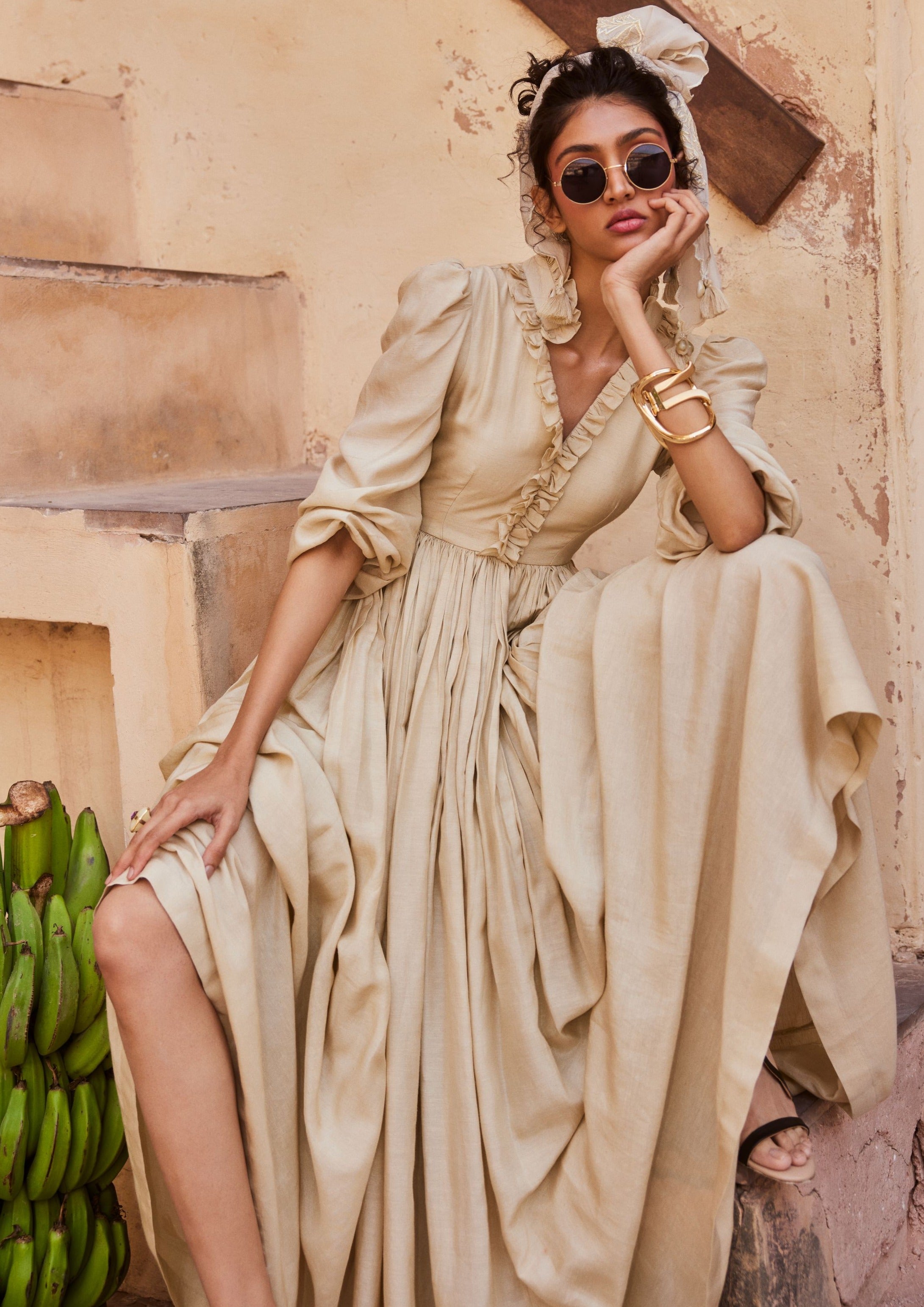 Maxi Dress Featuring Beautiful Frill Detailing - Ivory / Xs Maxi Dress Featuring Beautiful Frill Detailing - Ivory / Xs