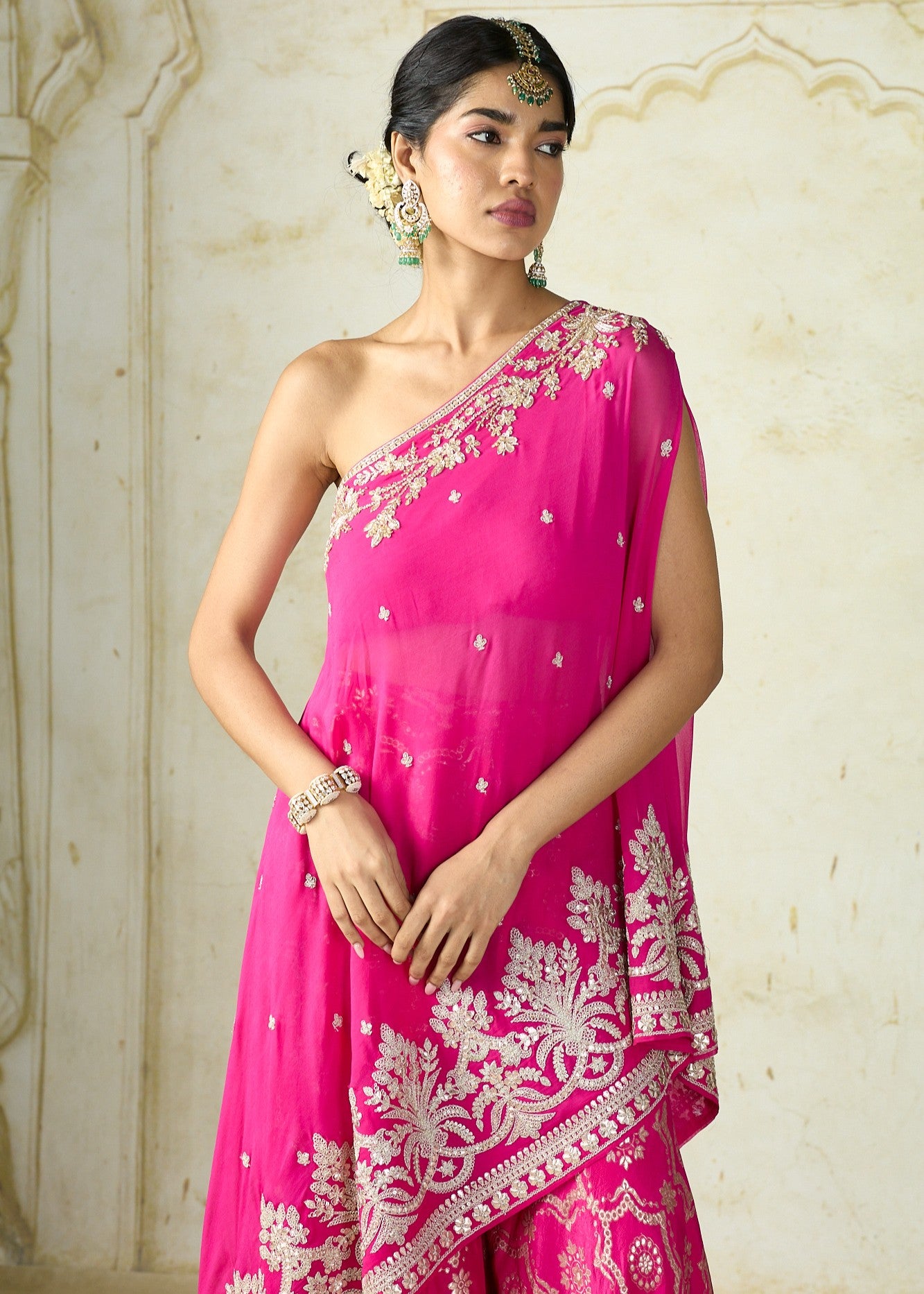 Areesha One Shoulder Set