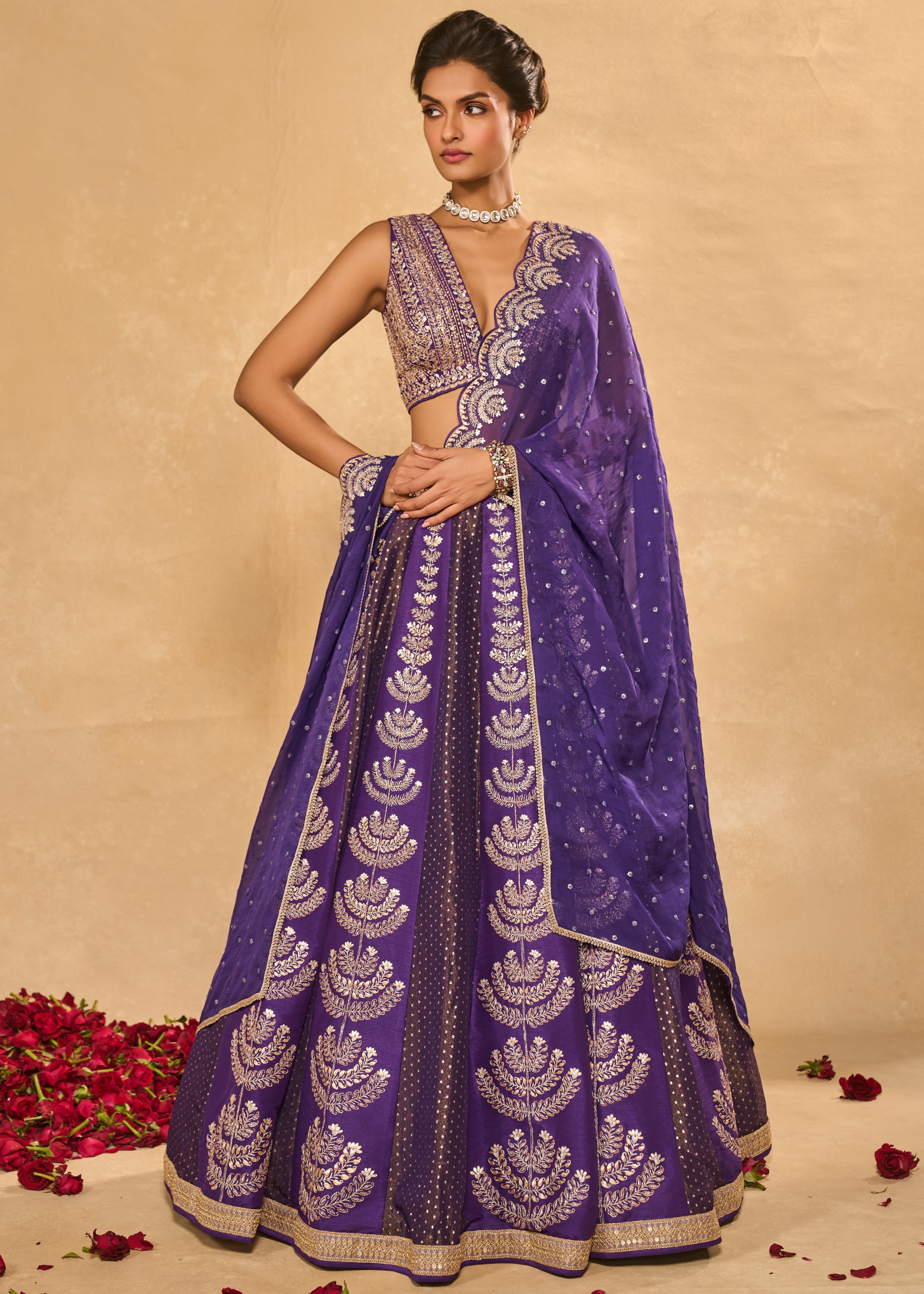 Maitri Lehenga