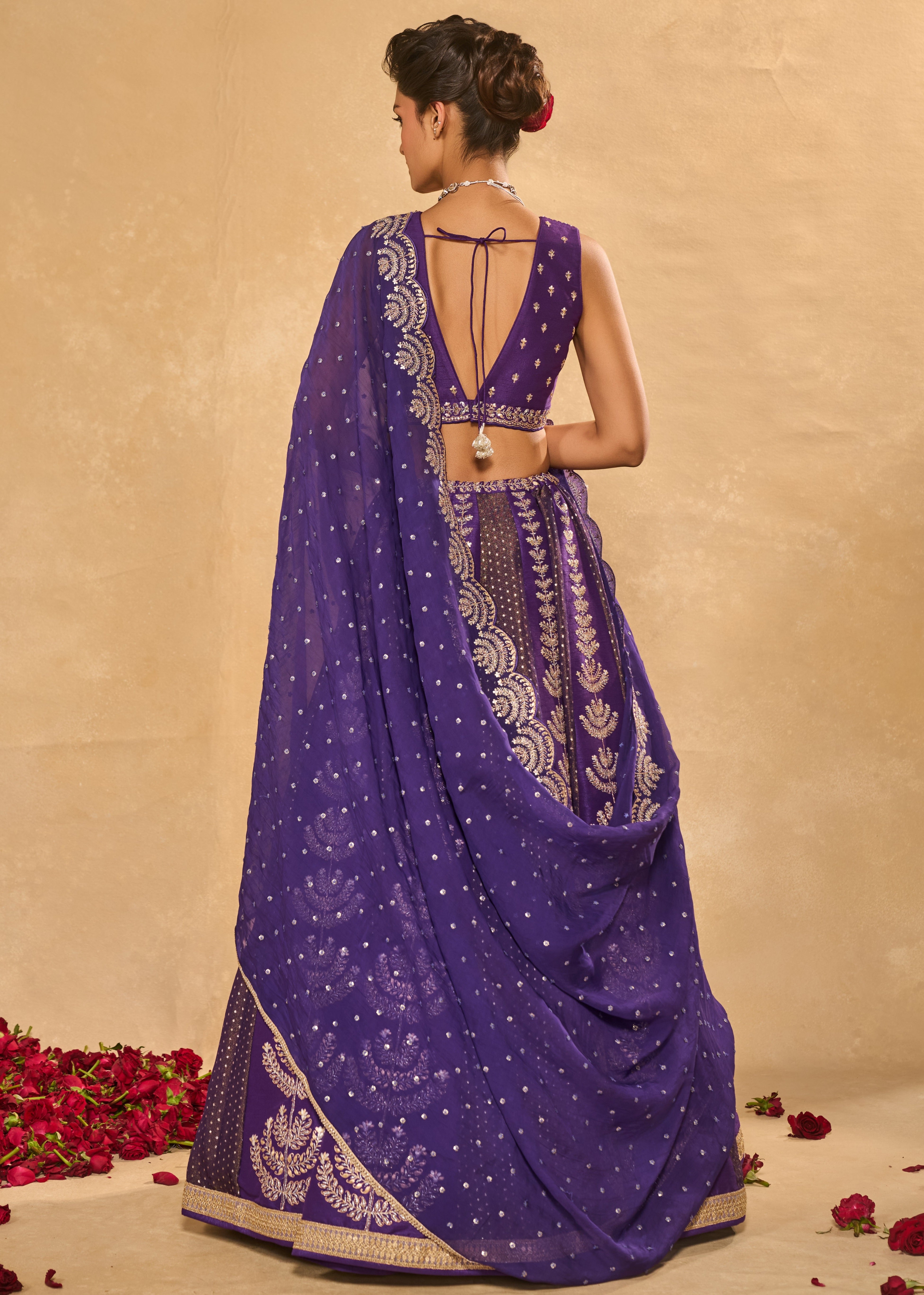 Maitri Lehenga