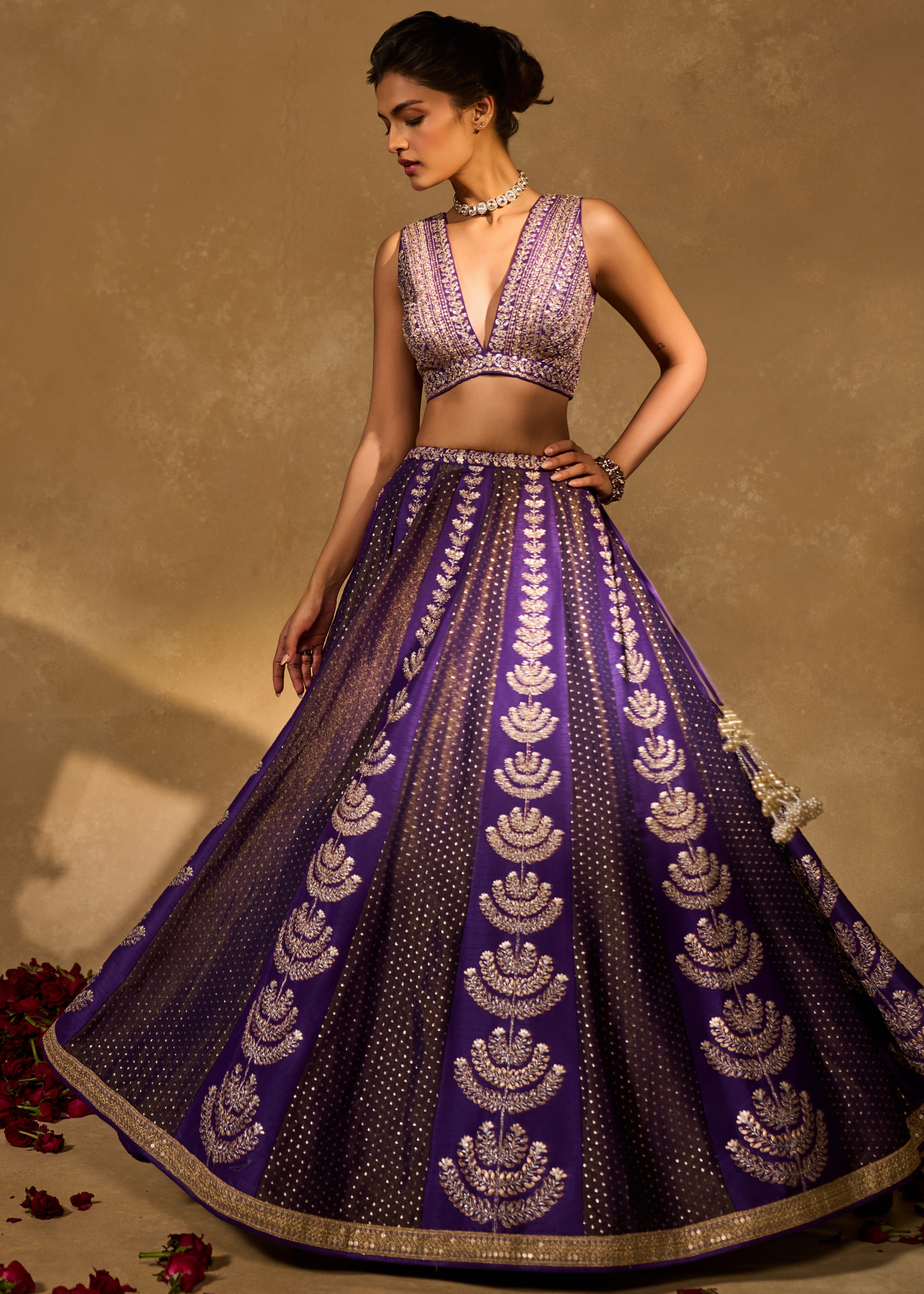 Maitri Lehenga