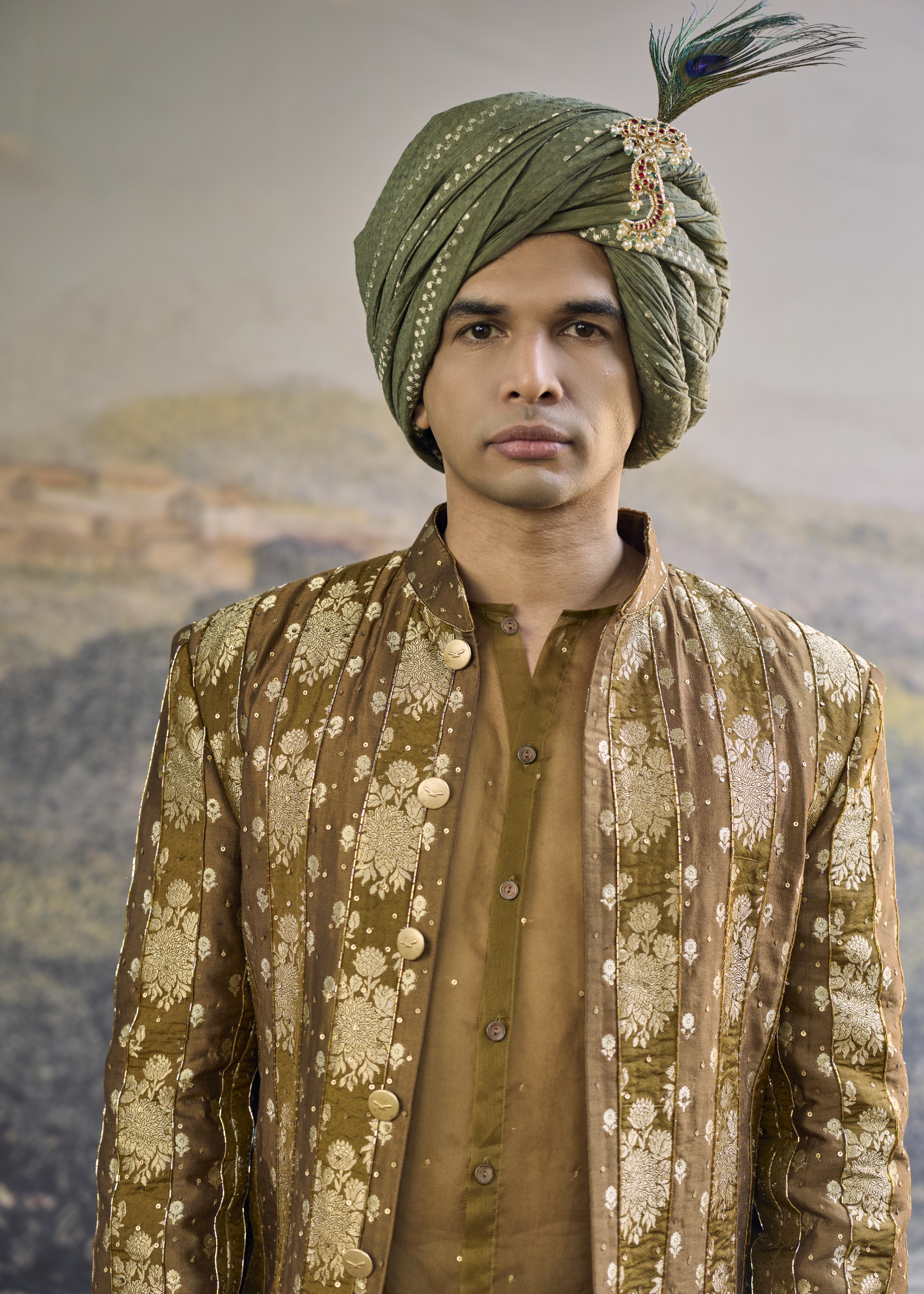 Zarvika Brocade Bundi Set