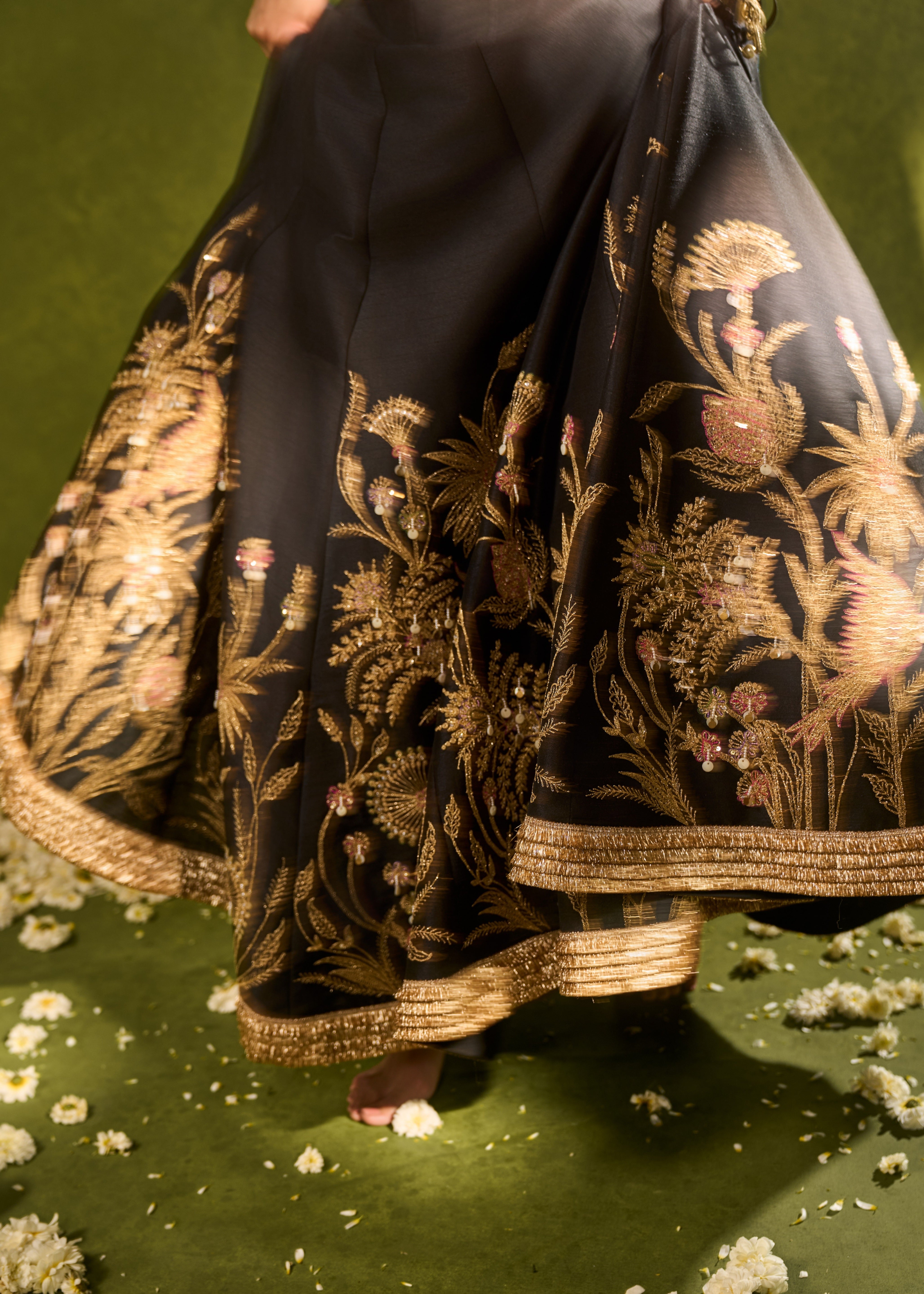 Huda Lehenga