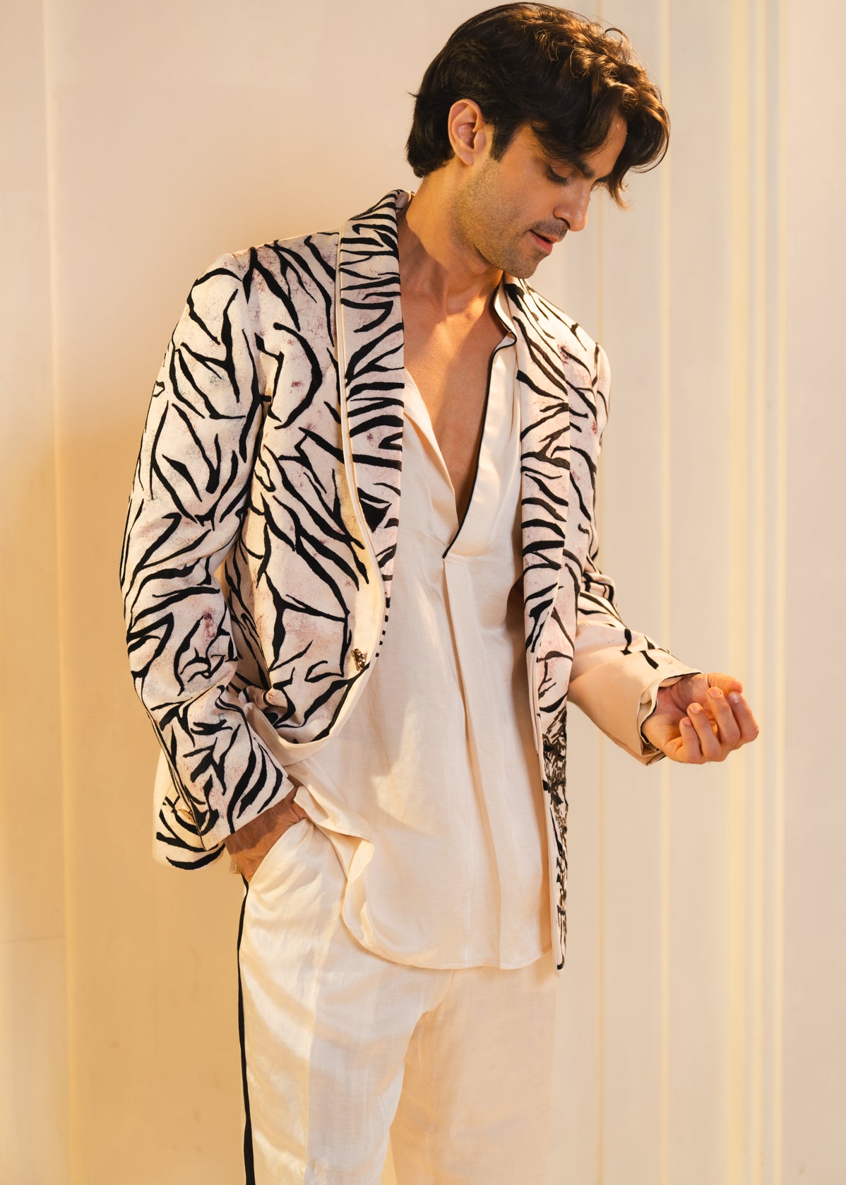 Digambara Jacket Set