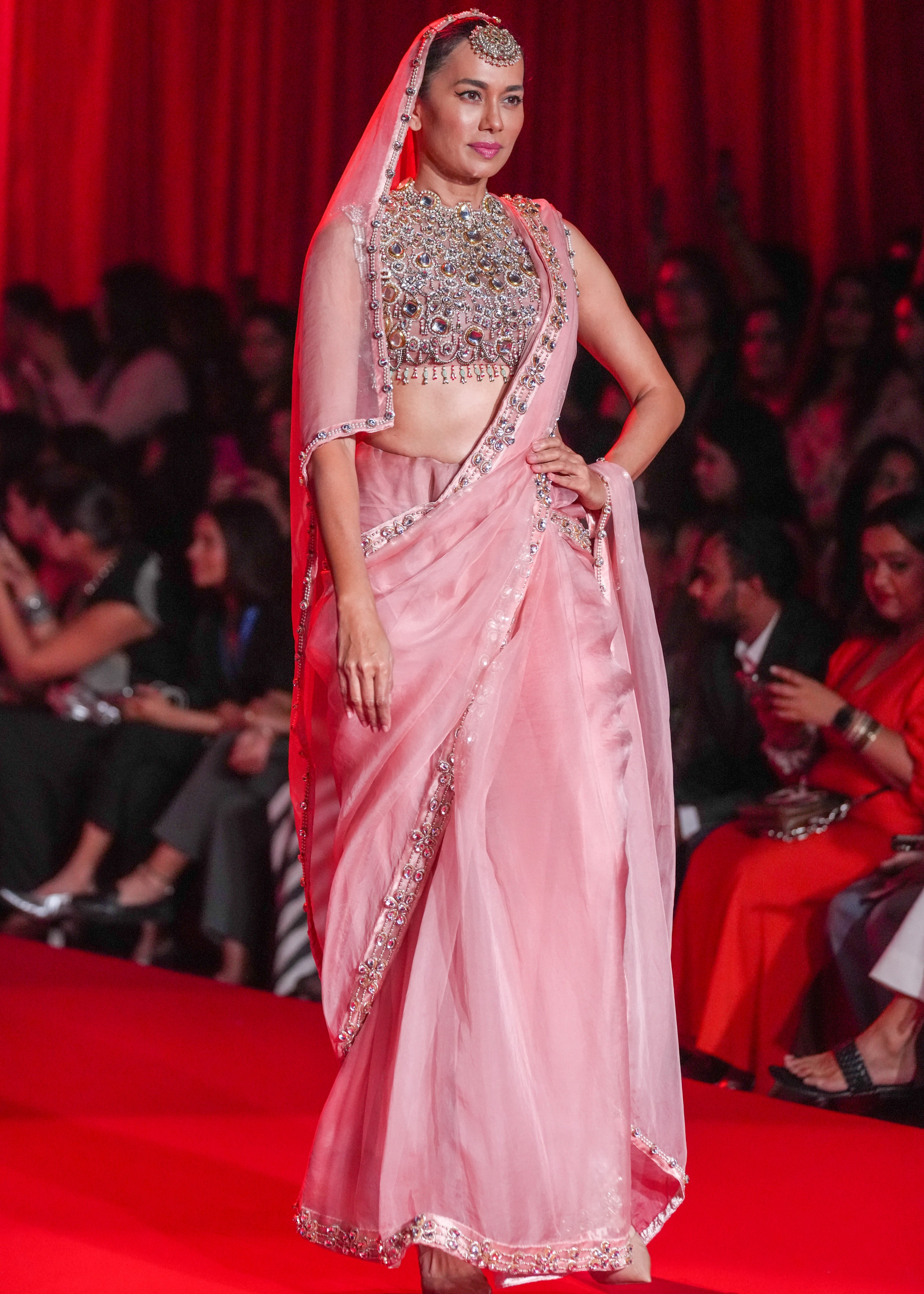 Padmika Sari Set
