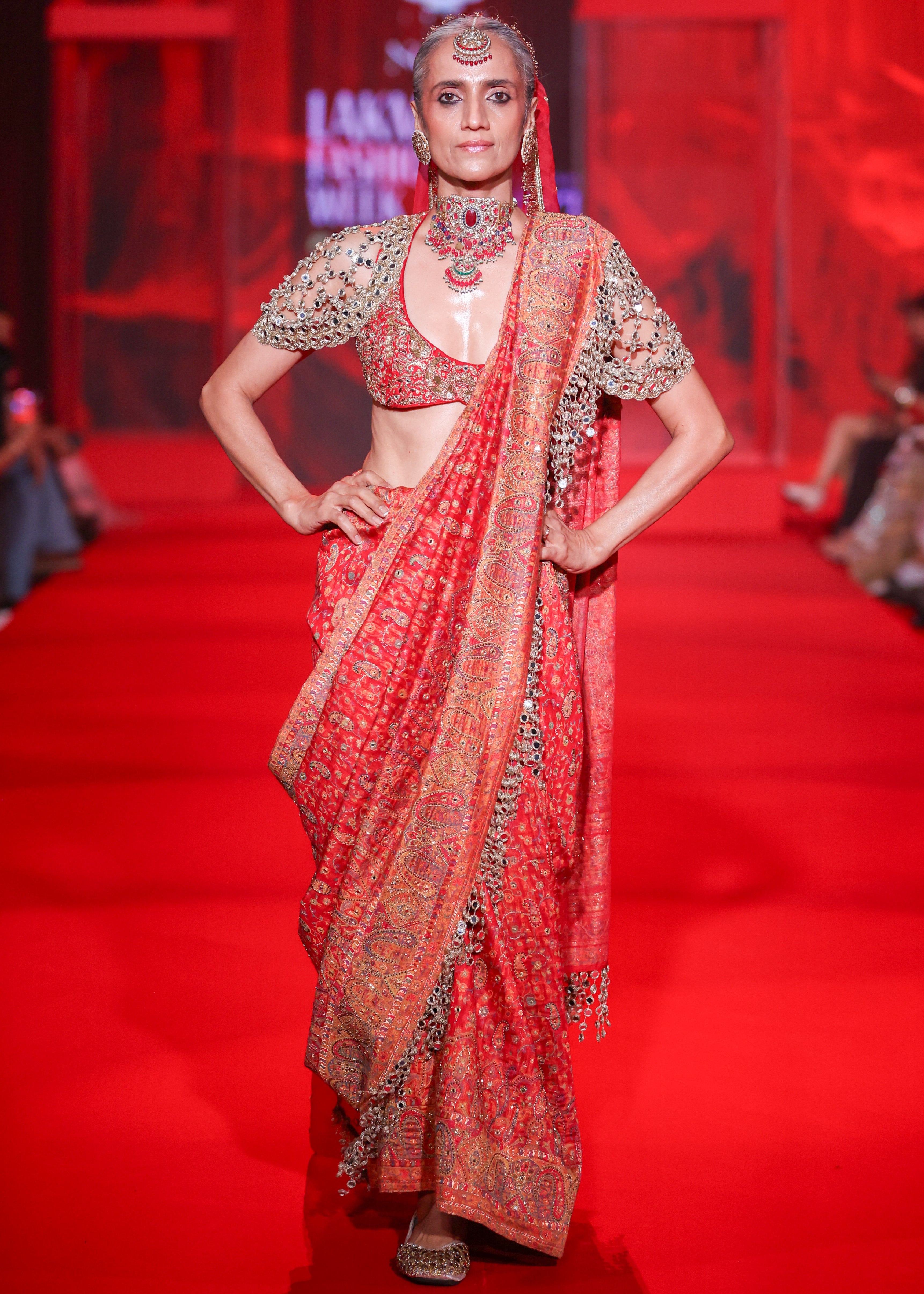 Agni Jamawaar Sari Set