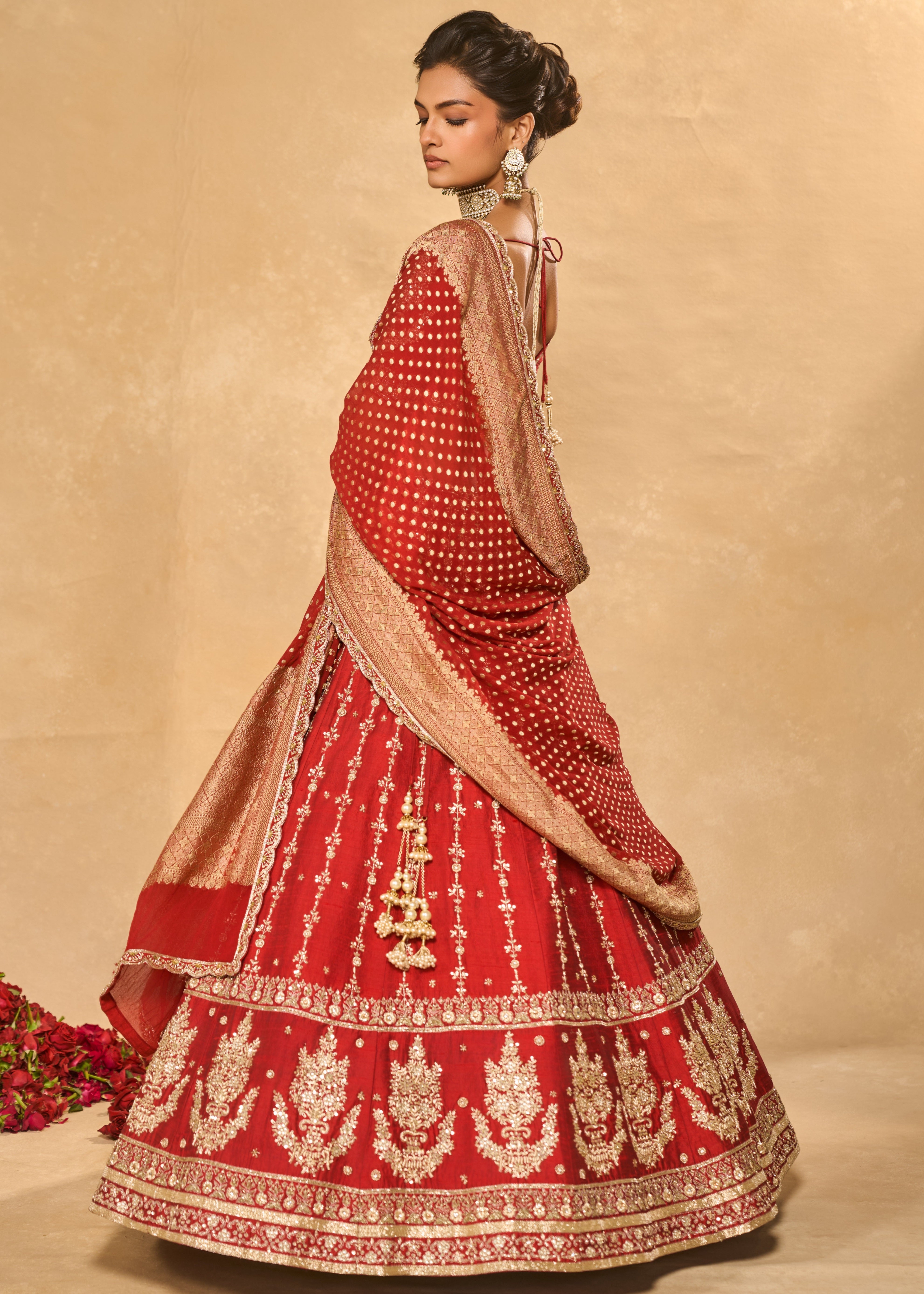 Mohini Lehenga