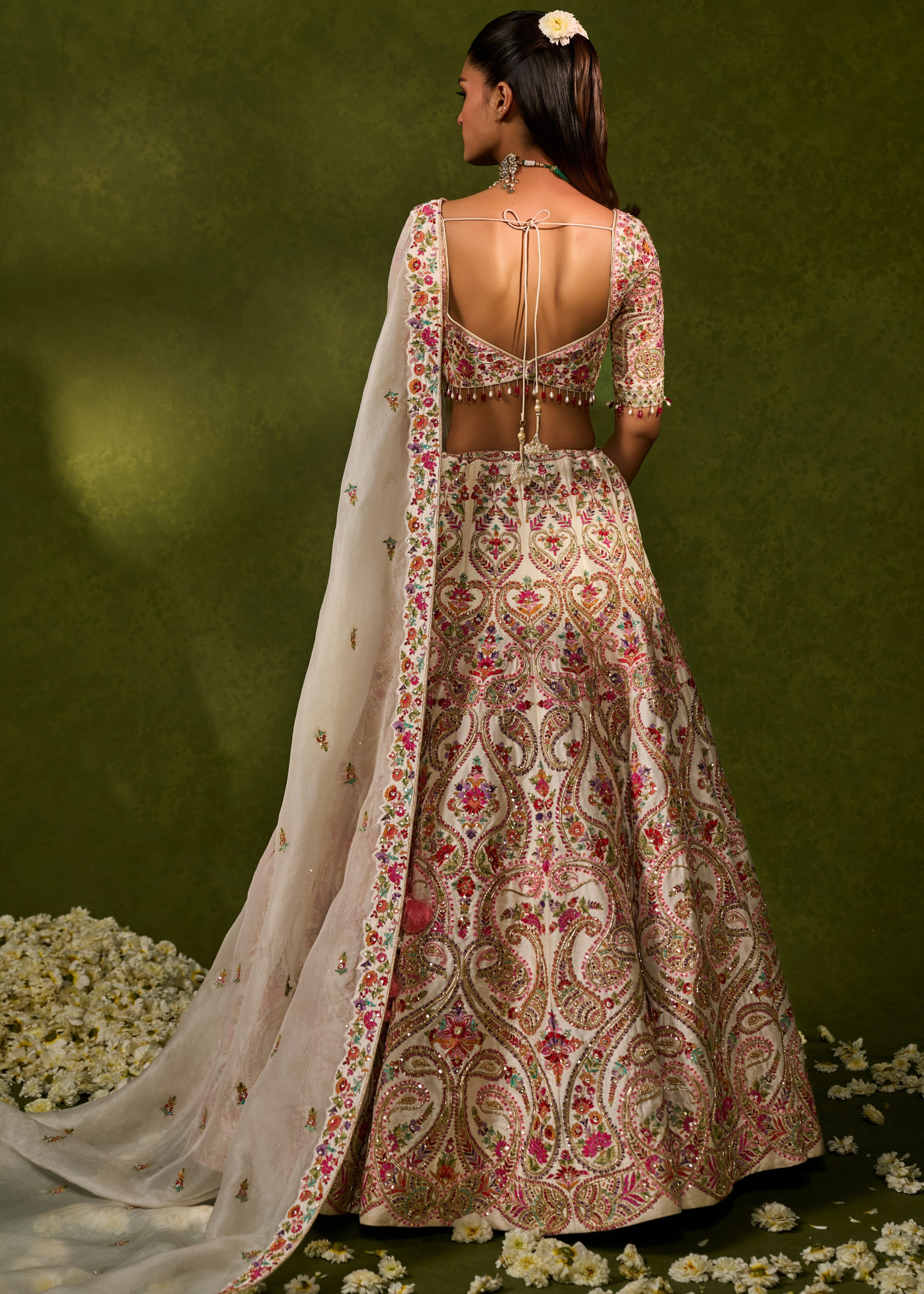 Saisha Lehenga