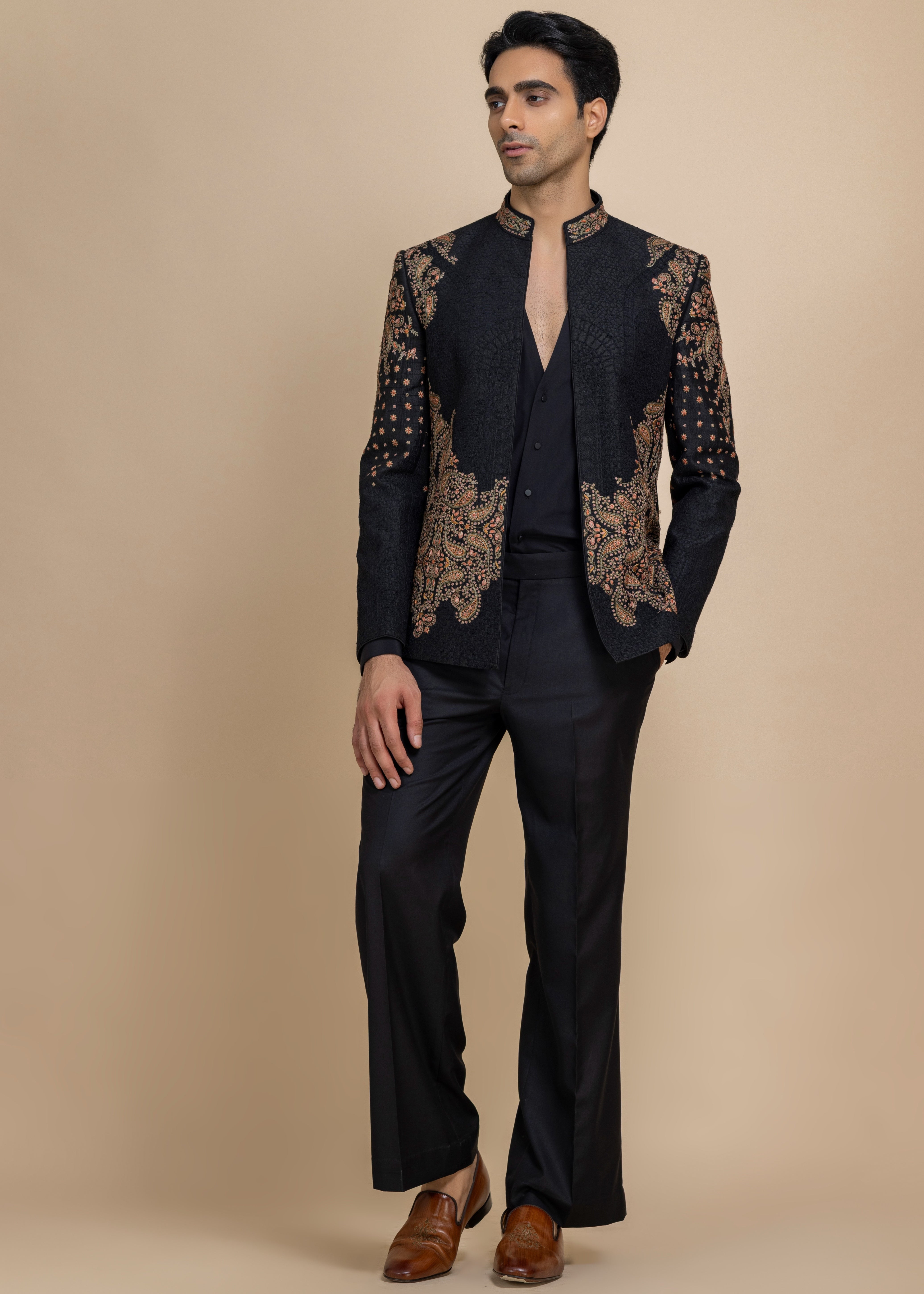 Kaashnoir Jacket, Shirt & Pant Set