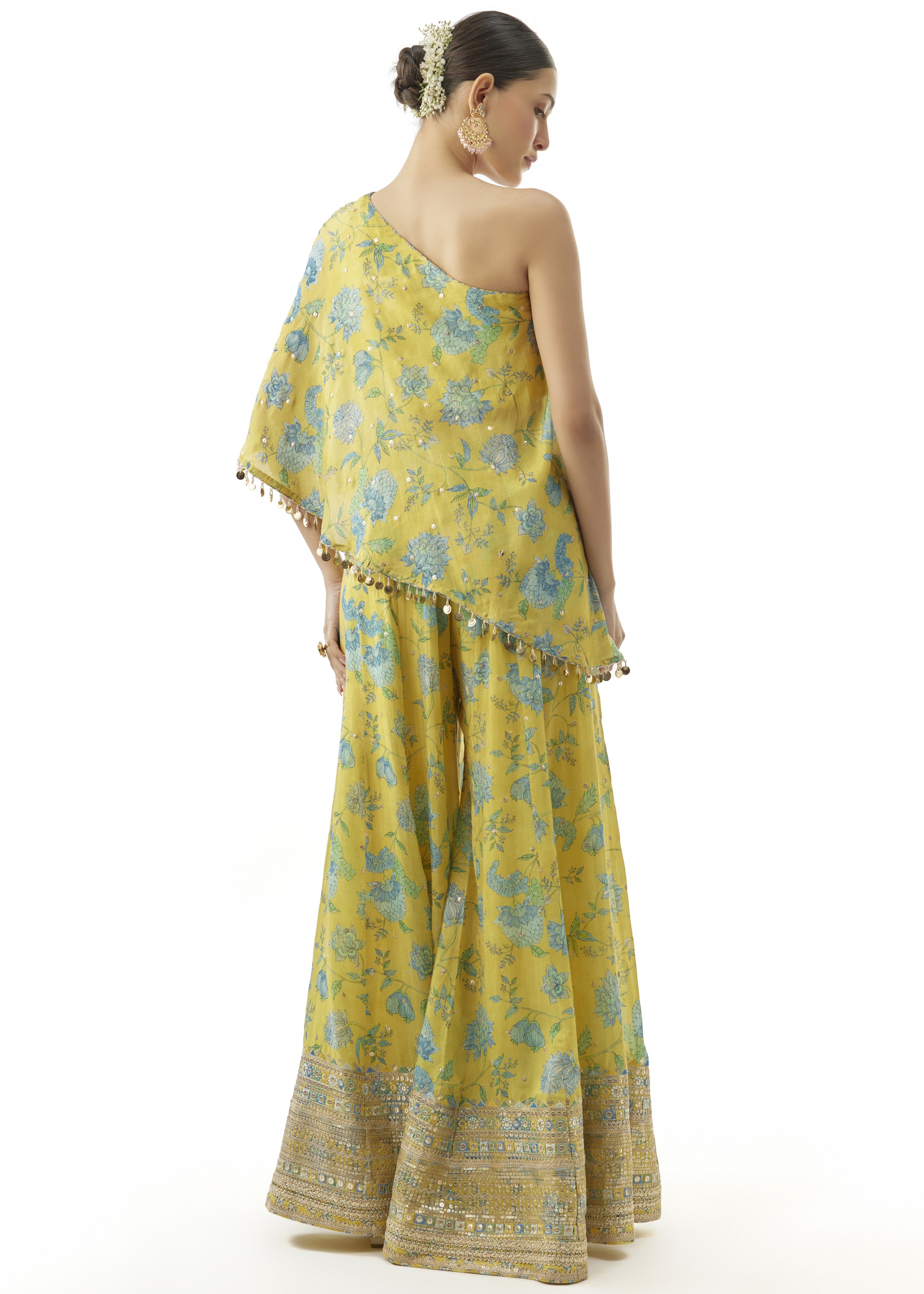 Vanshita One-Shoulder Set