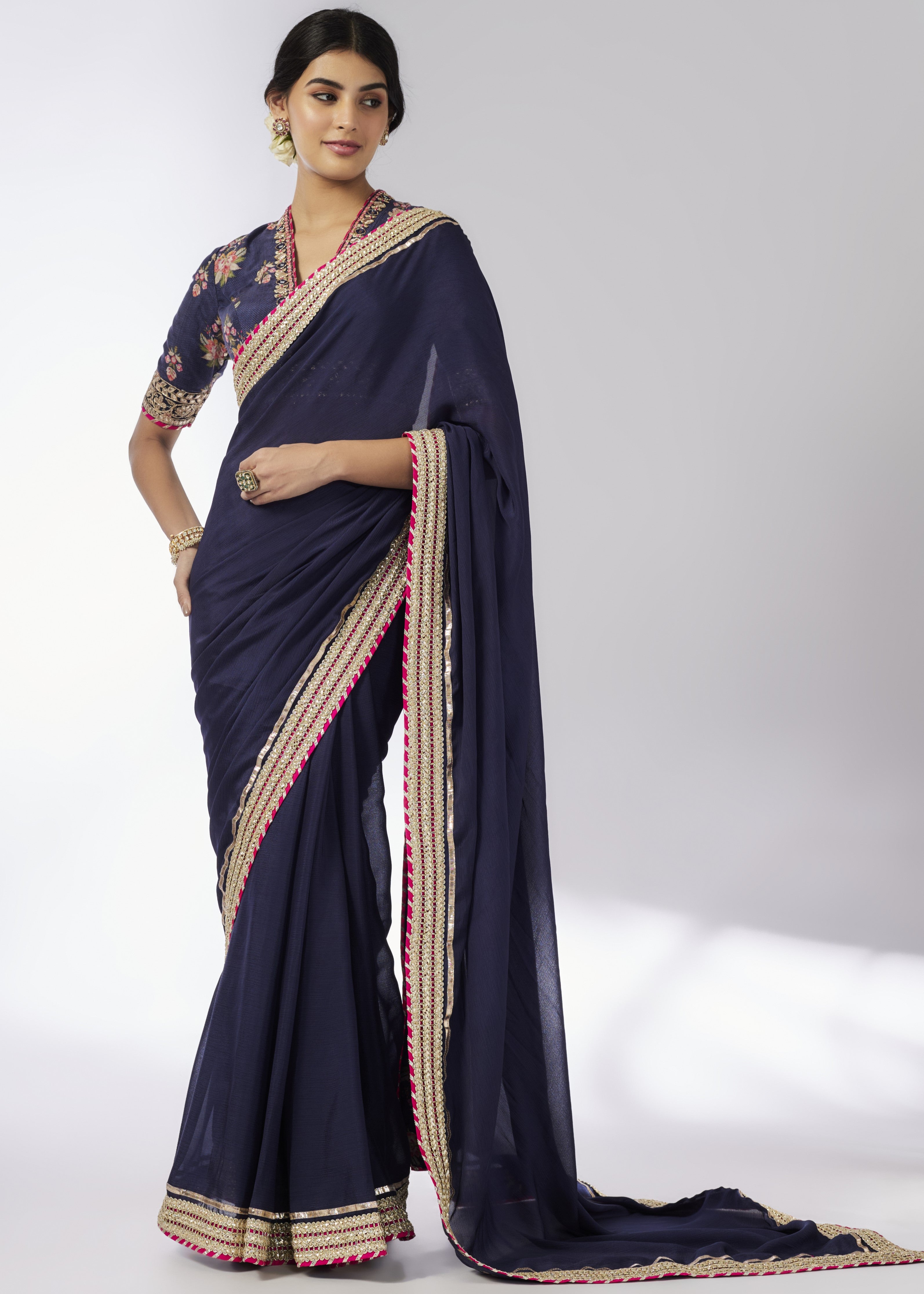 Navy Anisha Sari Set