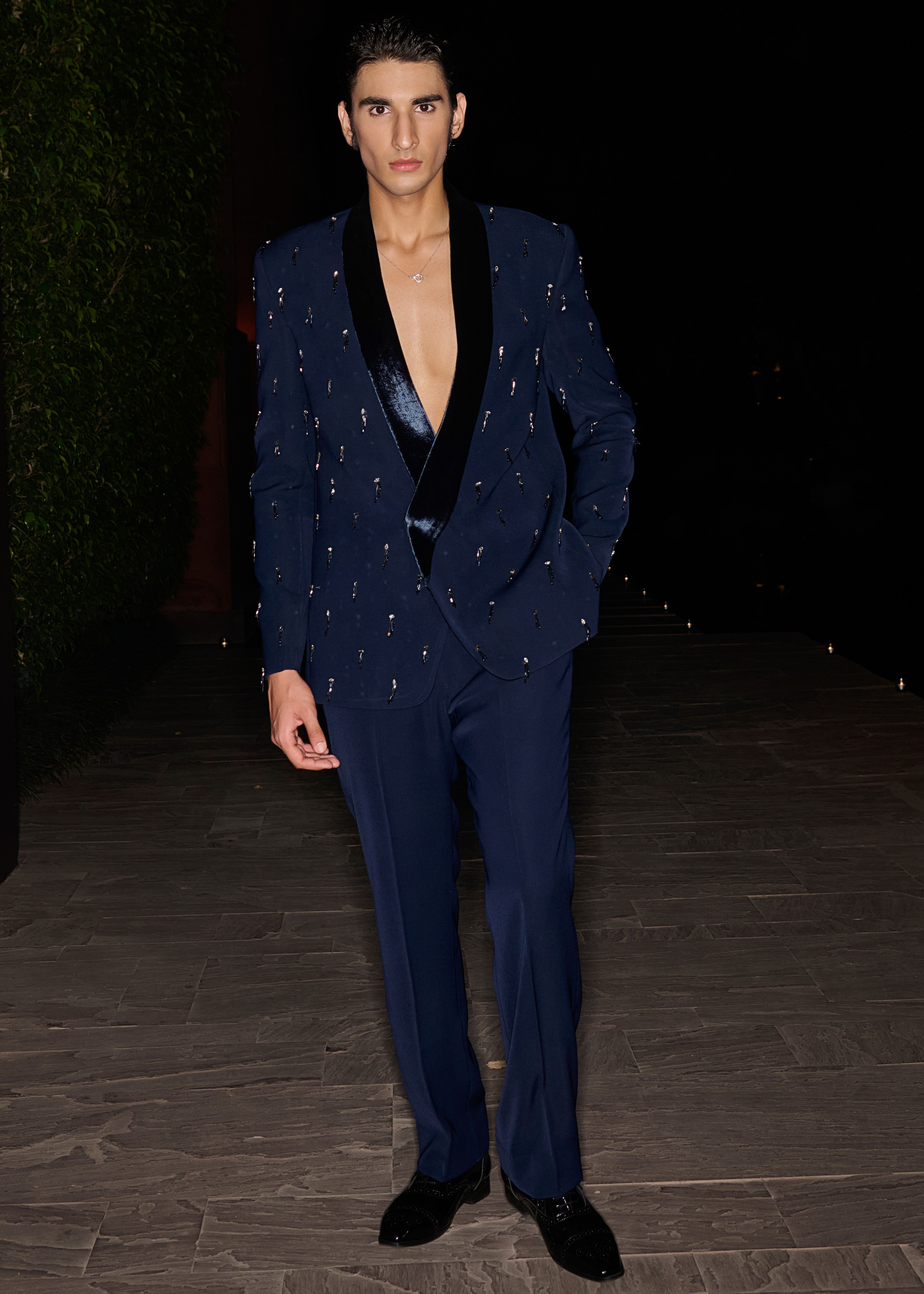Bluemere Tuxedo Set