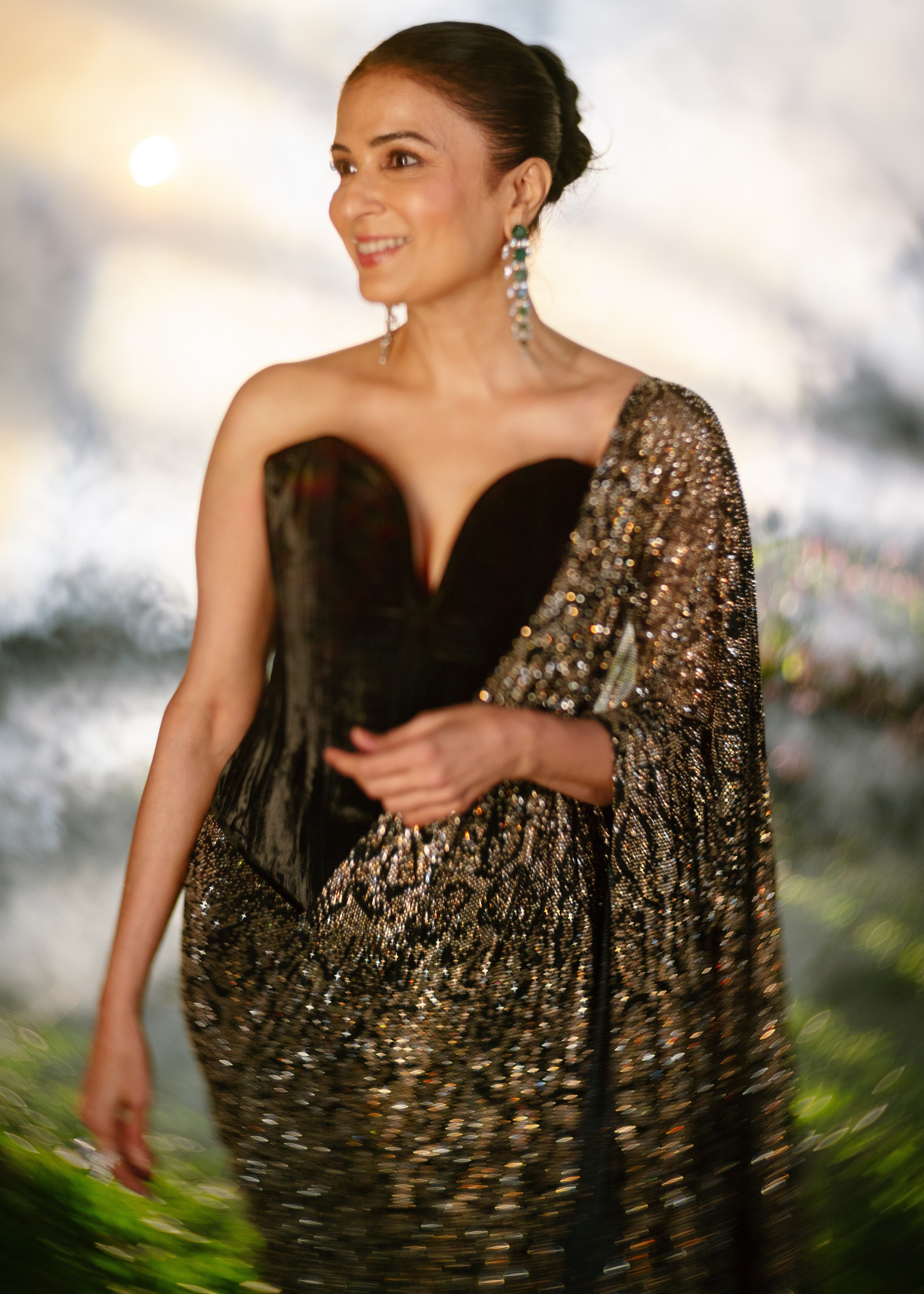 Midnight Frost Drape Set