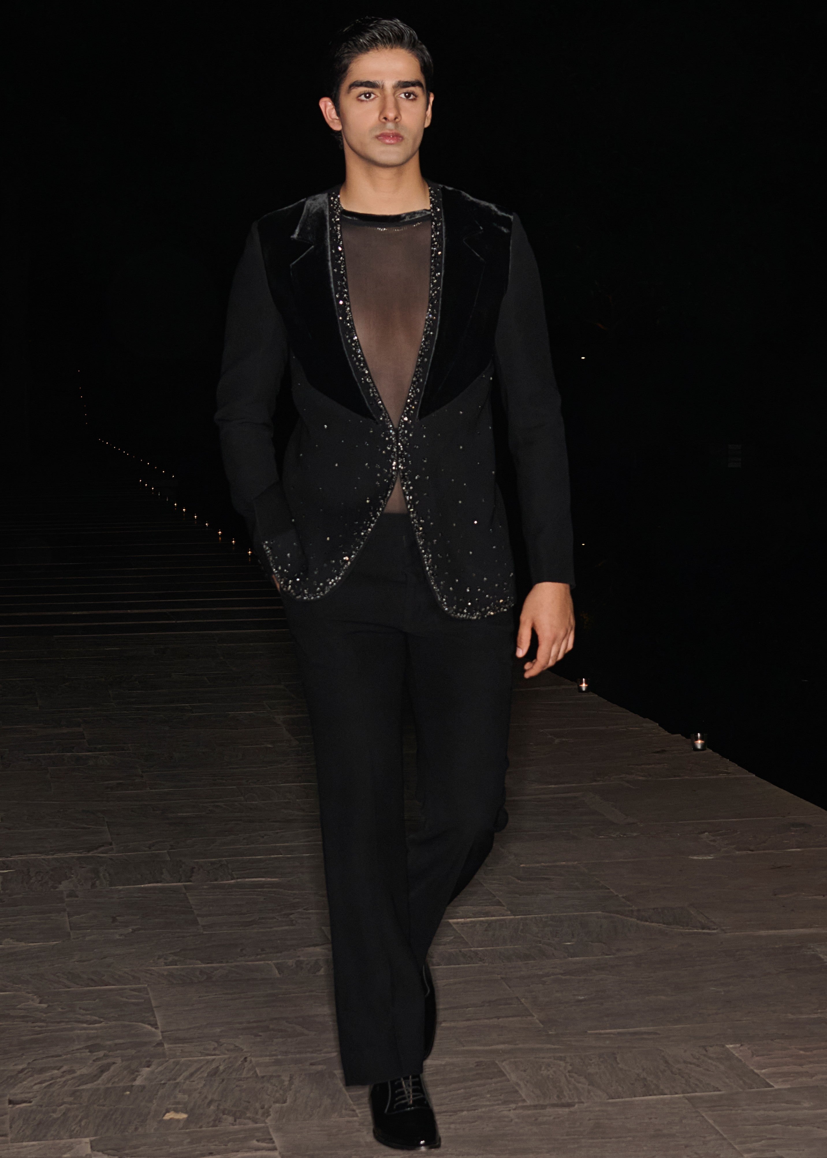 Velmor Tuxedo Set