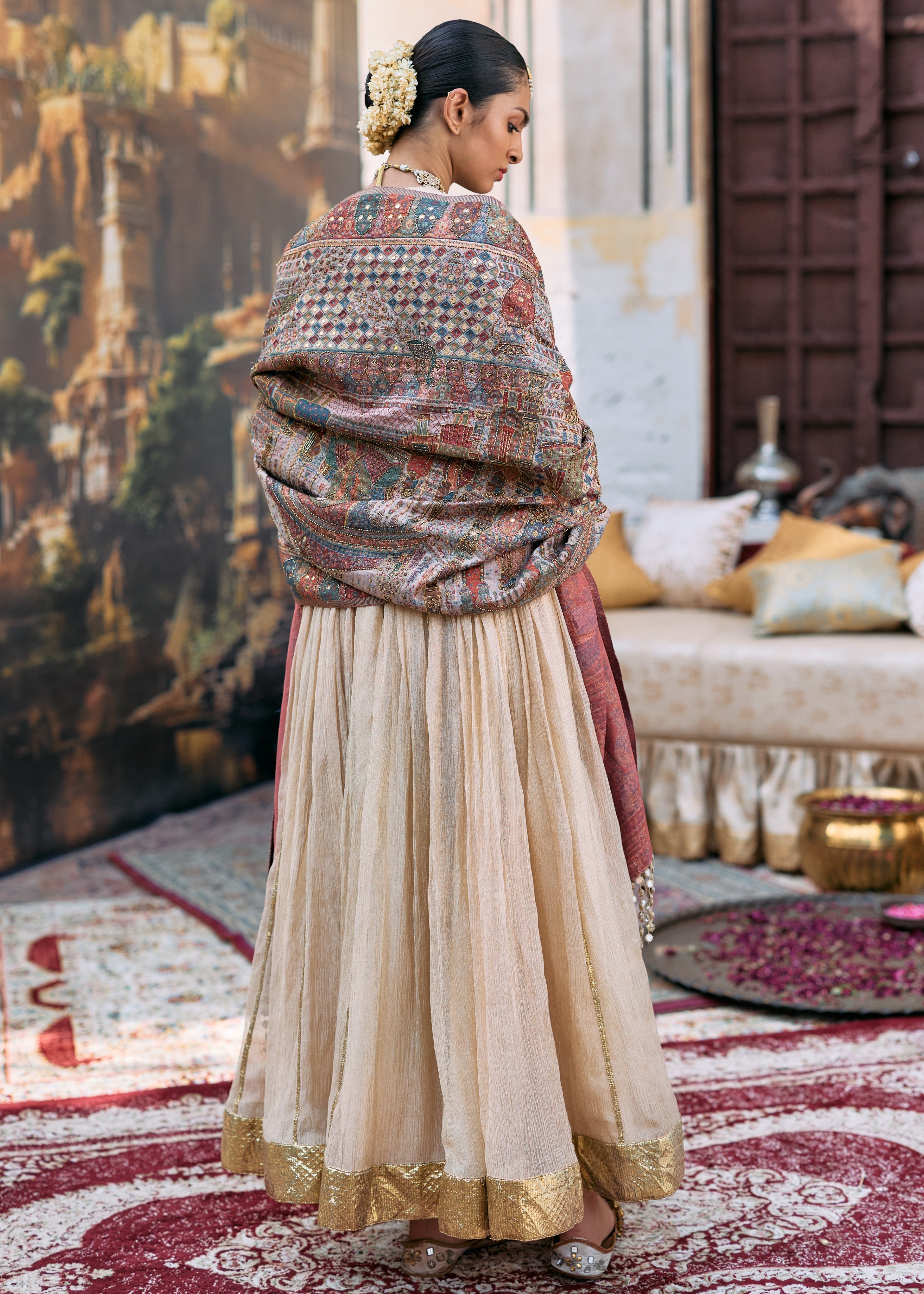 Sharanya Anarkali And Jamawar Shawl Set