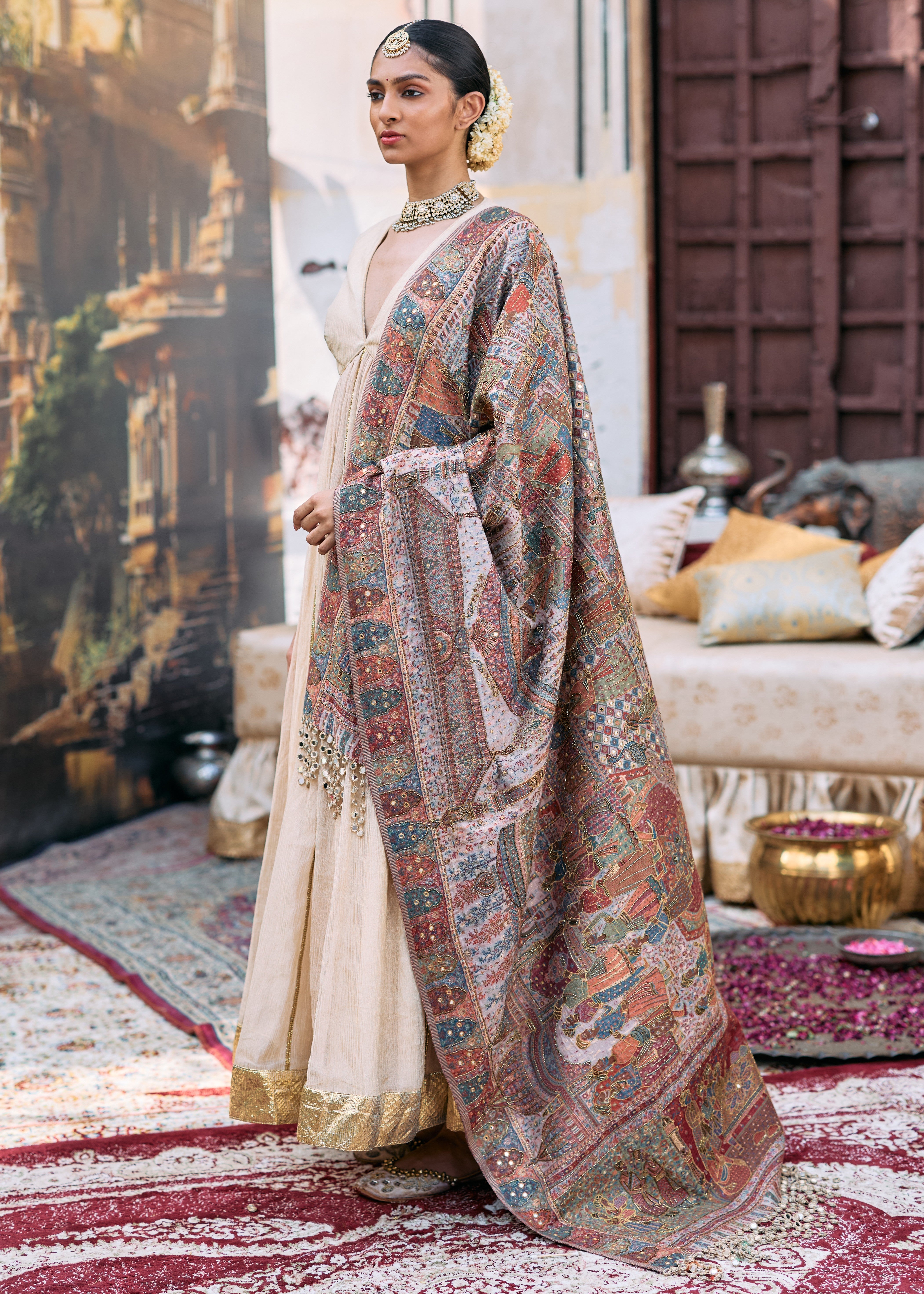 Sharanya Anarkali And Jamawar Shawl Set
