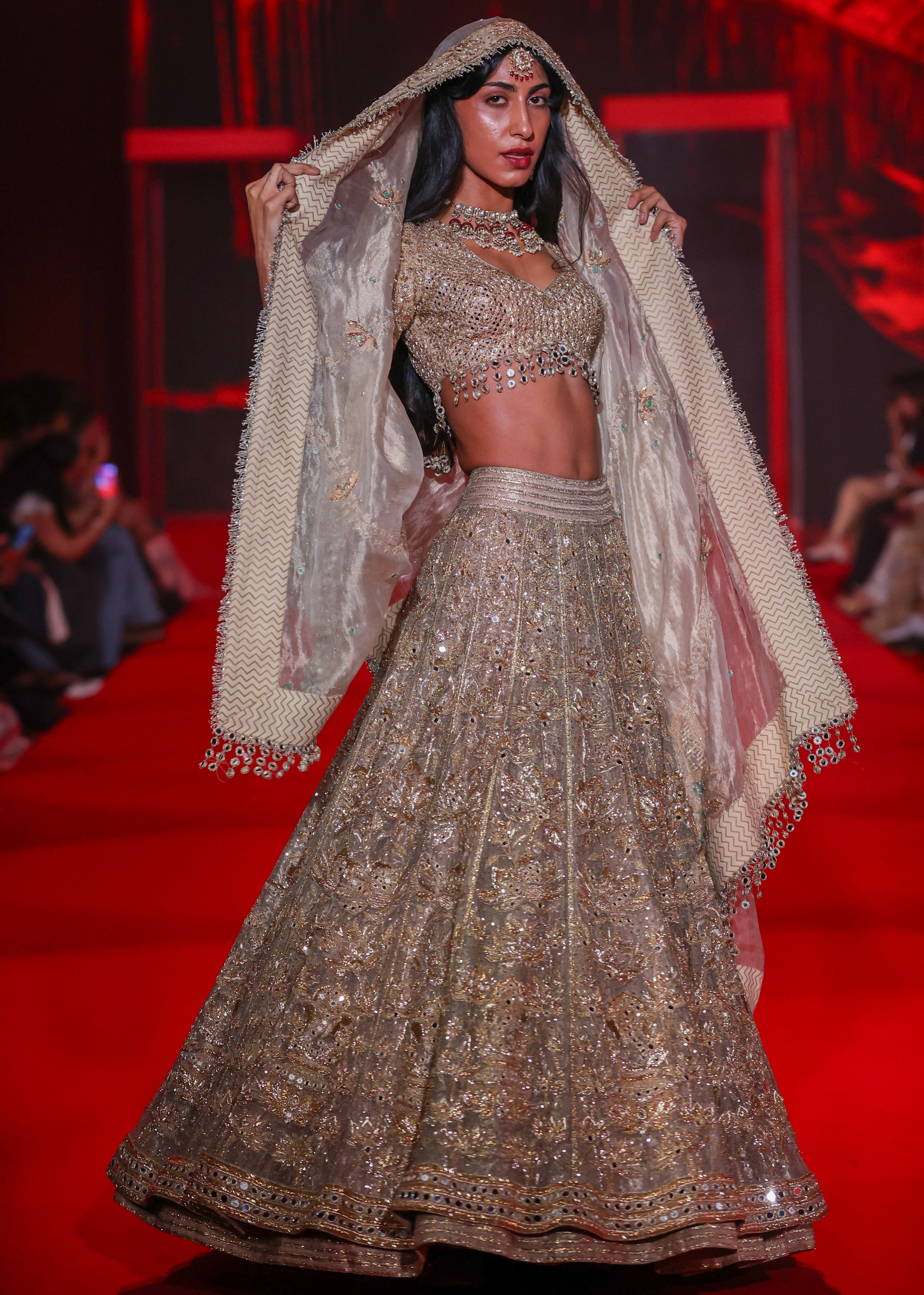 Mangalmurti Lehenga