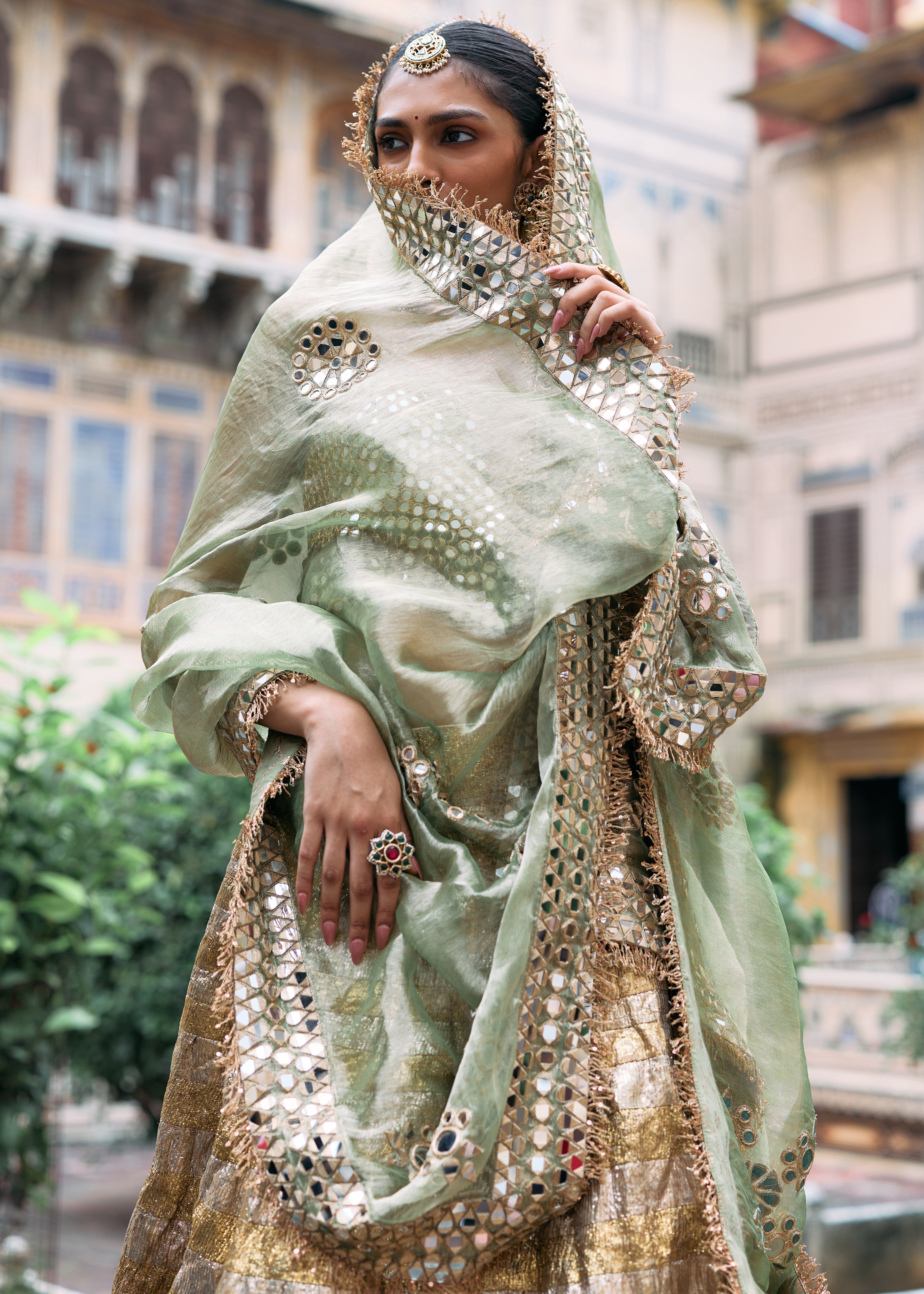 Kiran Sona Chandi Lehenga Set