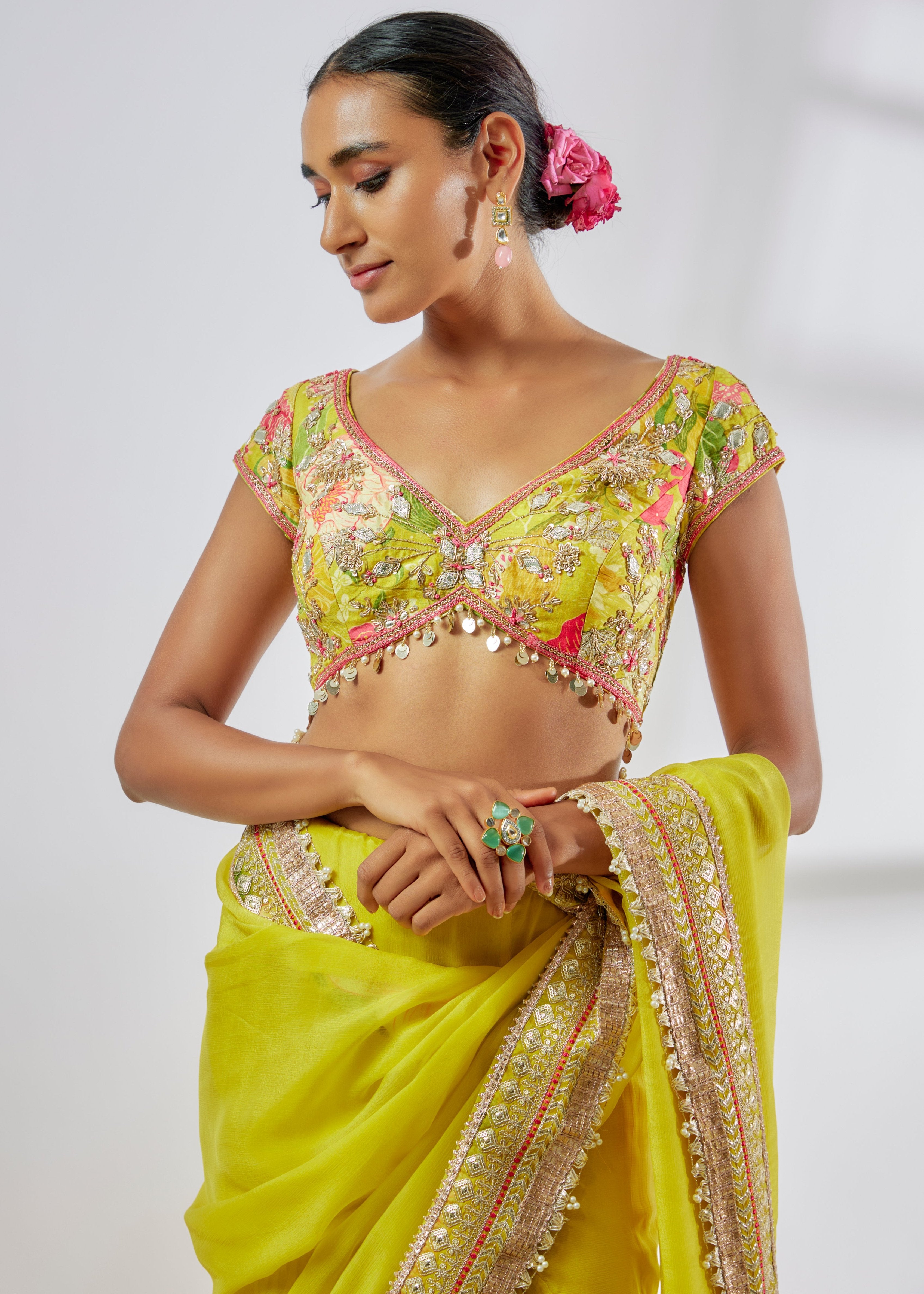 Kanika Sari Set