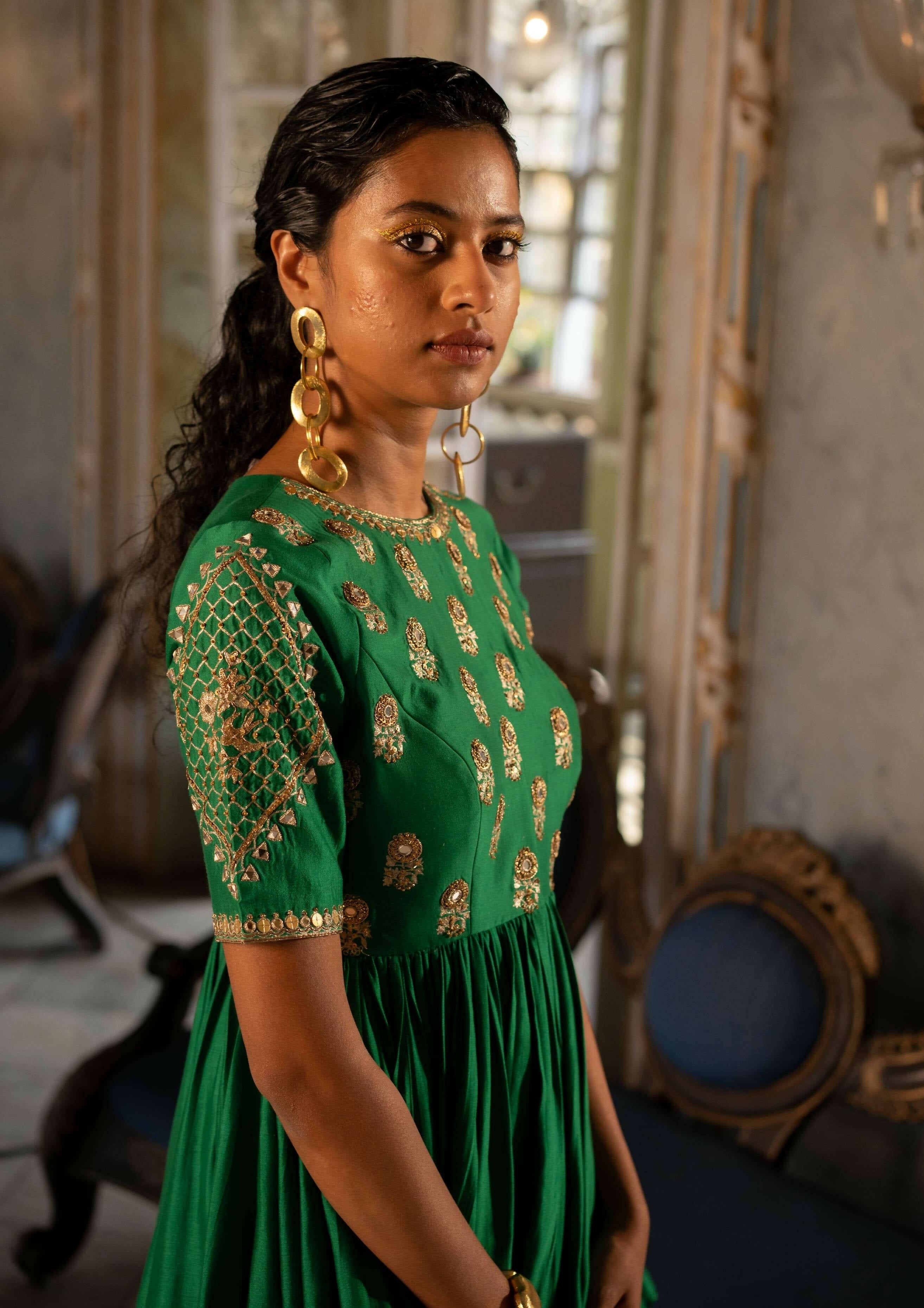 Emerald Green Chiniya Silk Peplum Set - Green / XL Emerald Green Chiniya Silk Peplum Set - Green / XL