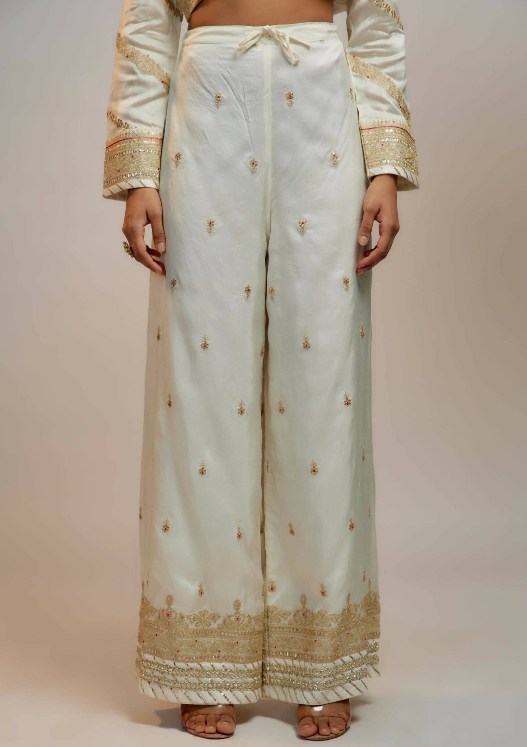 Suhana White Anarkali Set