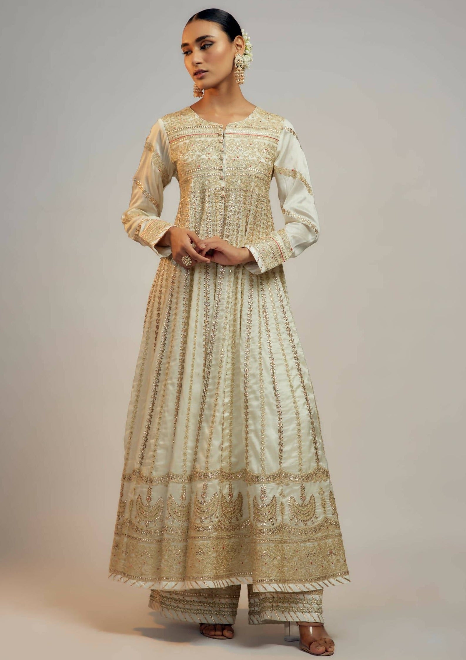 Suhana White Anarkali Set